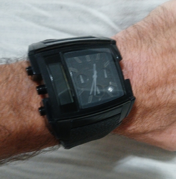 Mens Diesel DZ 7192 (Rare) Digi-Ani - Picture 2 of 11